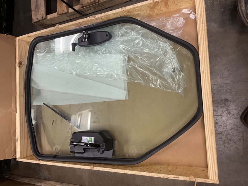 Caterpillar 250 Door GP Glass