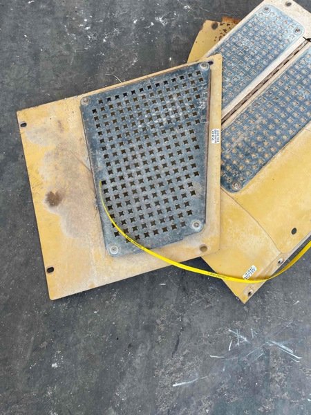 Caterpillar 740 Cover