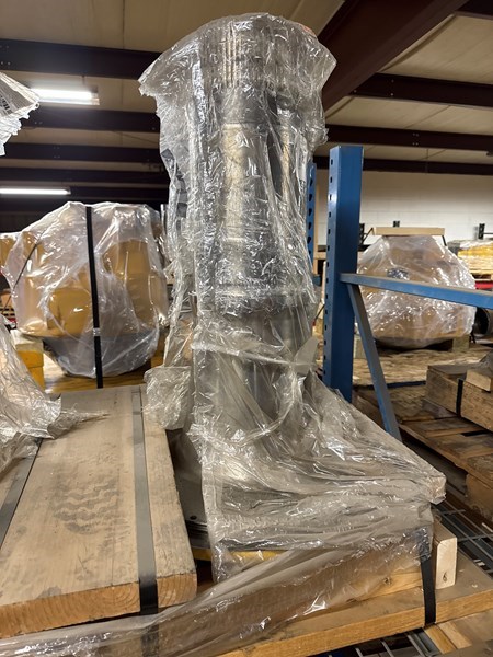 Caterpillar 771D 769D Spindle Assy