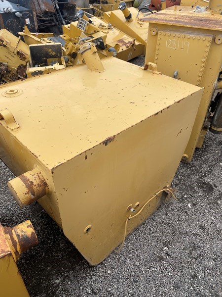 Caterpillar 773D 773D Fuel Tank