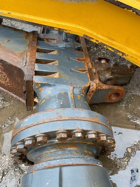 Komatsu HM400-5 HM-400-5 Rear Axle Housing