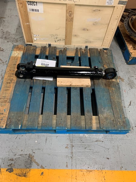 Caterpillar 730 730 L/H Steer Cylinder