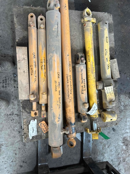 Case 580L 580L Backhoe Boom Cylinder