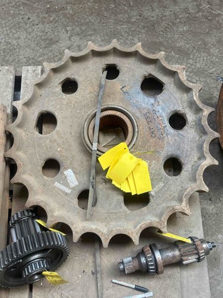 Caterpillar 235 235 Final Drive Sprocket