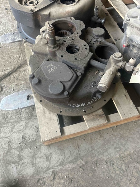 Case 850C 850C Torque Converter Housing