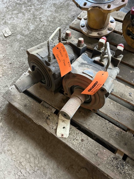 Case 420 420 Drive Motor - Eaton