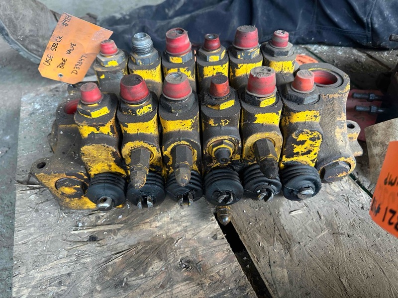 Case 580CK 580CK 6 Spool Backhoe Valve