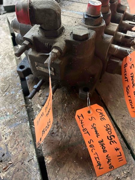 Case 580SE 580SE 5 Spool Backhoe Valve Inlet Section