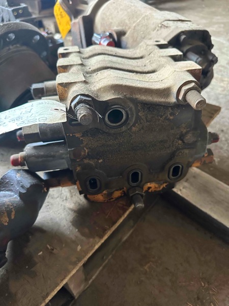 Case 888 888 Control Valve