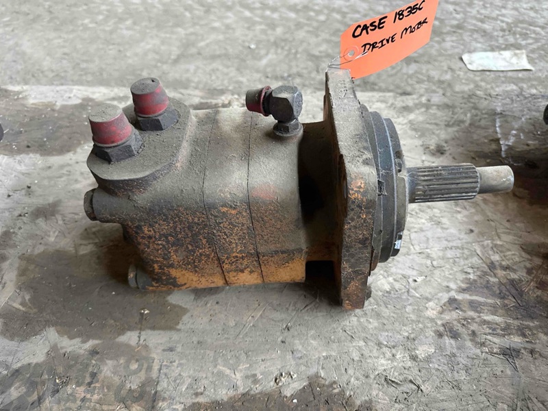 Case 1835C, 1840, 1838 1835C Drive Motor