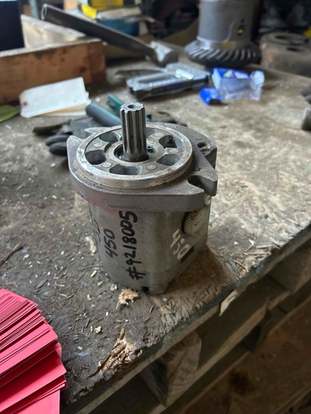 Deere 450LC 450LC Pilot Pump