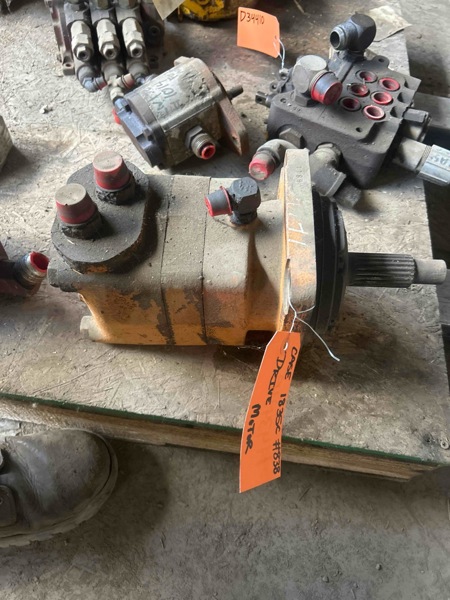 Case 1835C, 1840, 1838 1835C Drive Motor