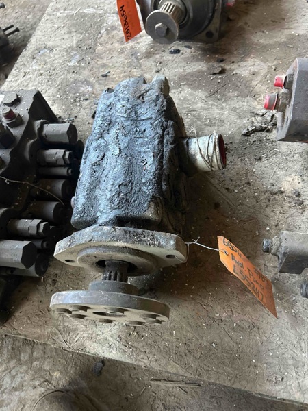 Case 680G 680G Hydraulic Pump