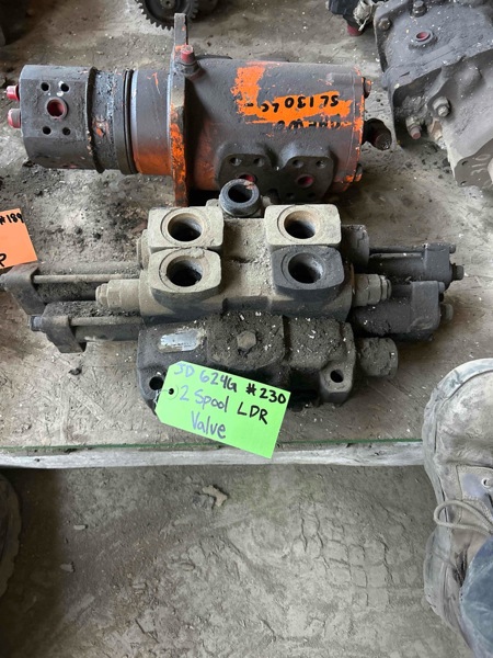 Deere 624G 624G 2 Spool Loader Valve