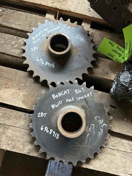 Bobcat 863 863 28 Tooth Axle Sprocket