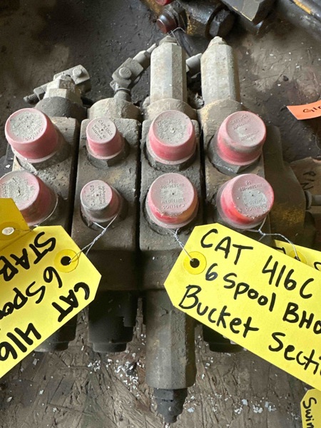 Caterpillar 416C 416C 6 Spool Backhoe Valve Bucket Section