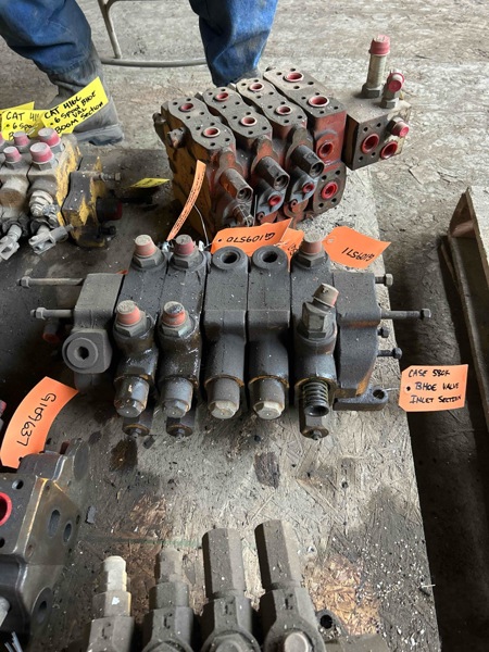 Case 580K 580K 7 Spool Backhoe Valve Inlet Section
