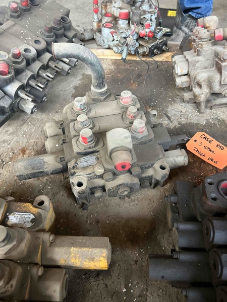Case 850 850 3 Spool Dozer Control Valve
