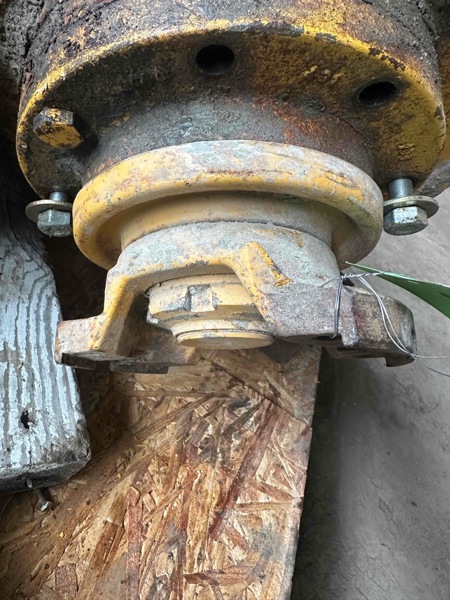 Deere 844J 844J Rear Differential Yoke