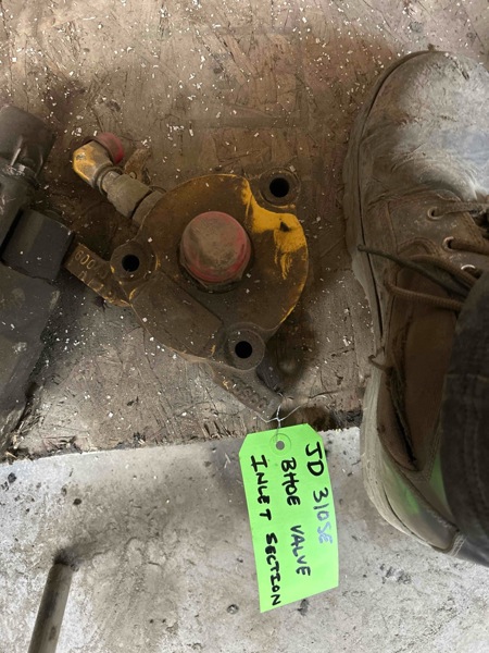 Deere 310SE 310SE Backhoe Valve Inlet Section