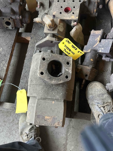 Caterpillar 988B 988B Steering Pump