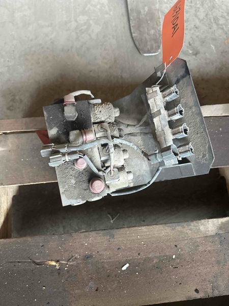Case 9050B 9050B Solenoid Pilot Valve