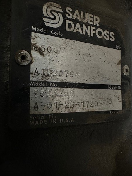 Deere 650H 650H Rear Hydrostatic Pump