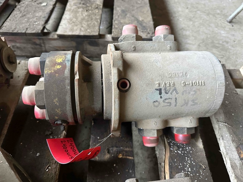 Kobelco SK150LV IV SK150 Hydraulic Swivel Valve