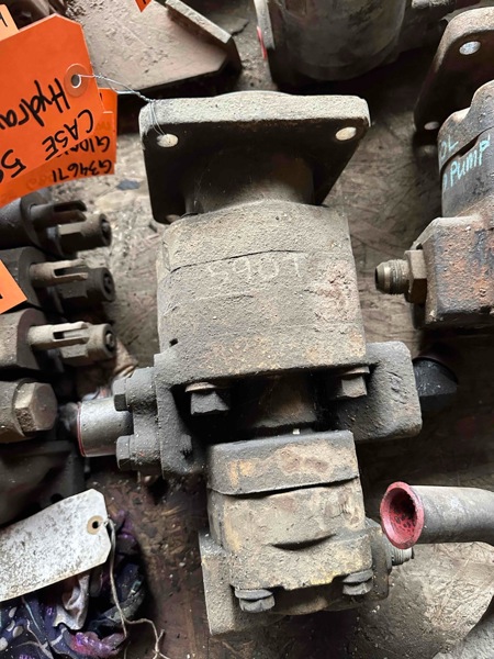 Case 590T 590T Hydraulic Pump