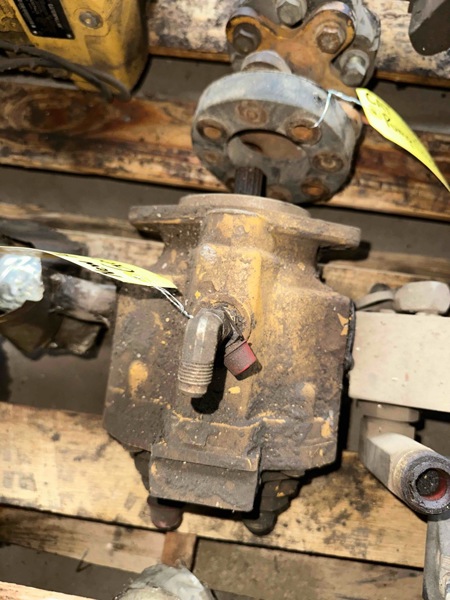 New Holland LX865 LX865 Gear Pump
