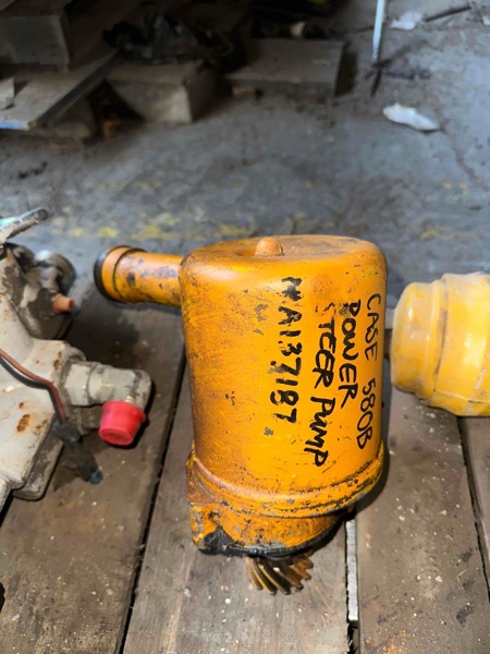 Case 580B 580B Power Steering Pump