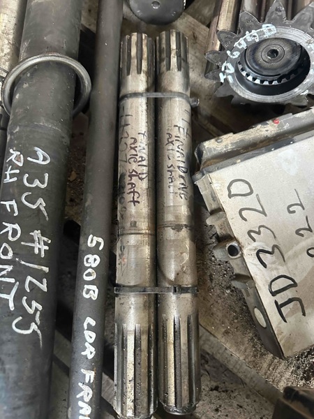 Case 310G 310G Final Drive Shaft