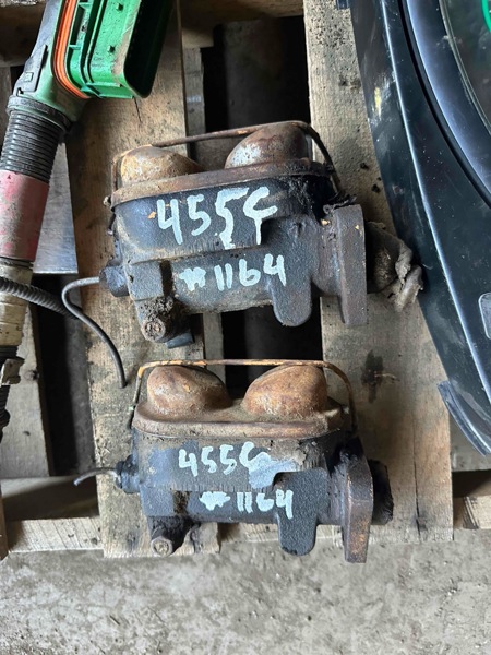 Case 455C 455C Master Cylinder