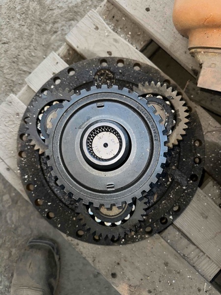 Case 621B 621B Front Planetary Carrier With Gears