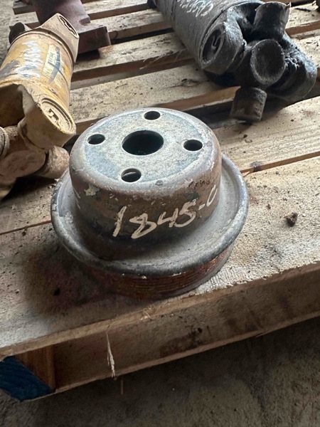 Case 1845C 1845C Fan Pulley
