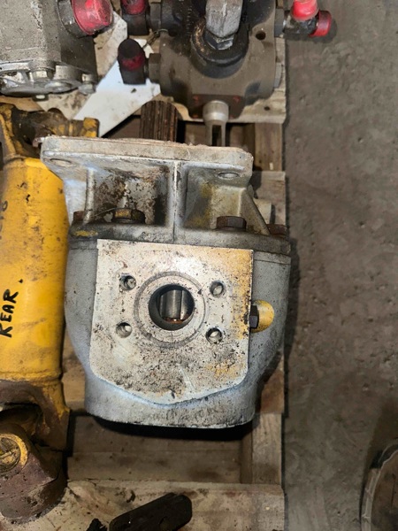 Deere 544C 544C Hydraulic Pump