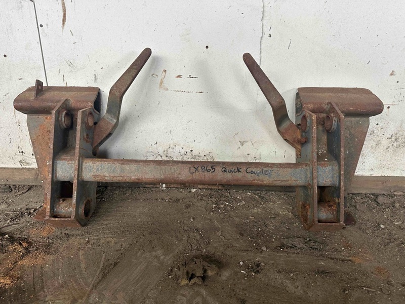 New Holland LX865 LX865 Quick Coupler