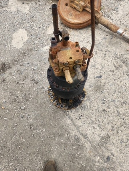 Komatsu PC170LC-10 PC170LC-10 Swing Motor