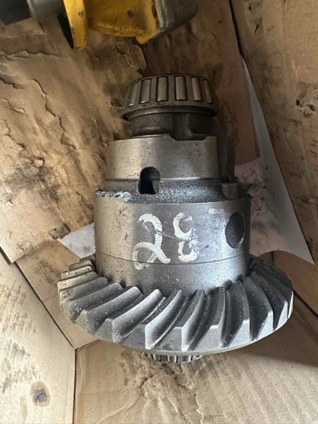 Deere 310E 310E Front Differential Set