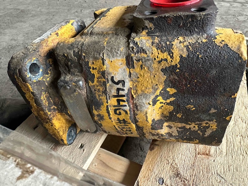 Deere 544G 544G Hydraulic Pump
