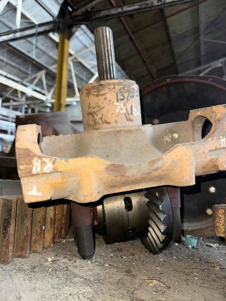 Case 590SL 590SL Front Differential