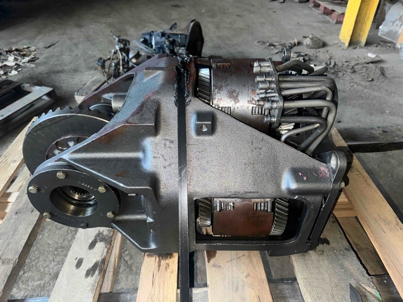 Deere 650G 650G Transmission