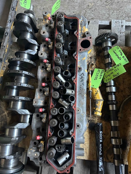Deere 544G 544G Cylinder Head