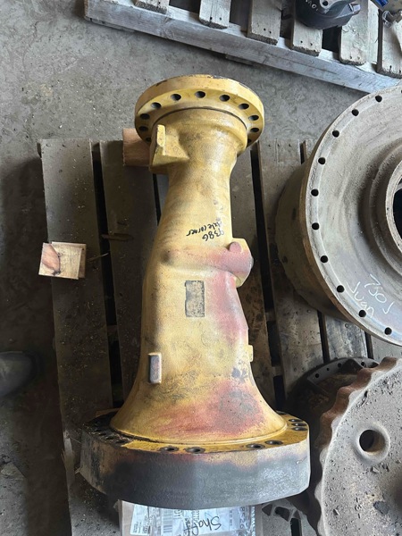 Caterpillar 938G 938G Rear Axle Corner
