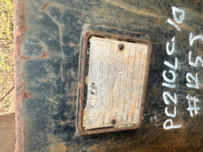 Komatsu PC210LC-10 PC210-10 42" Heavy Duty Bucket