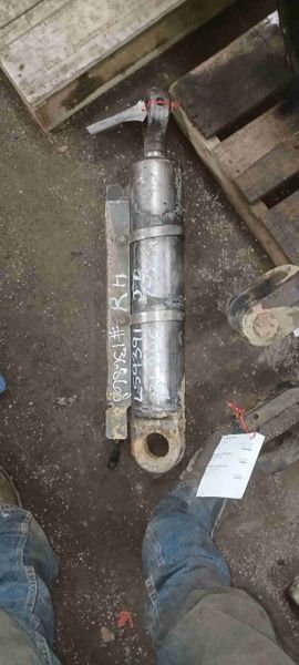 Deere 748H Blade Cylinder