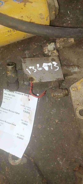 Caterpillar 525 Pressure Reduce Valve