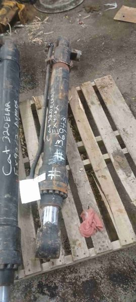 Caterpillar 320ELRR Bucket Cylinder