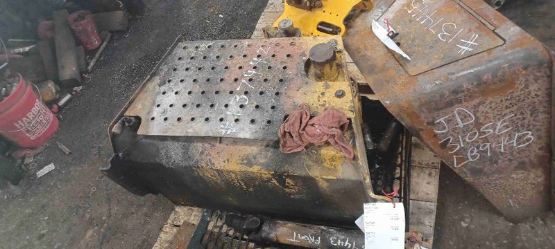 Deere 310SE Fuel Tank