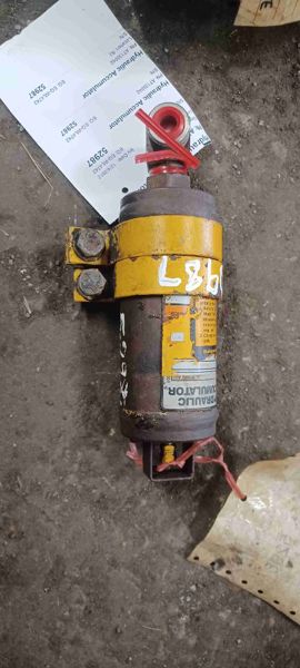 Deere 644E Hydraulic Accumulator